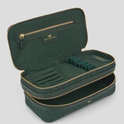 AH Make Up in Dark Holly