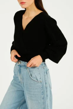 C-RUSH Kim Cross Over V in Black