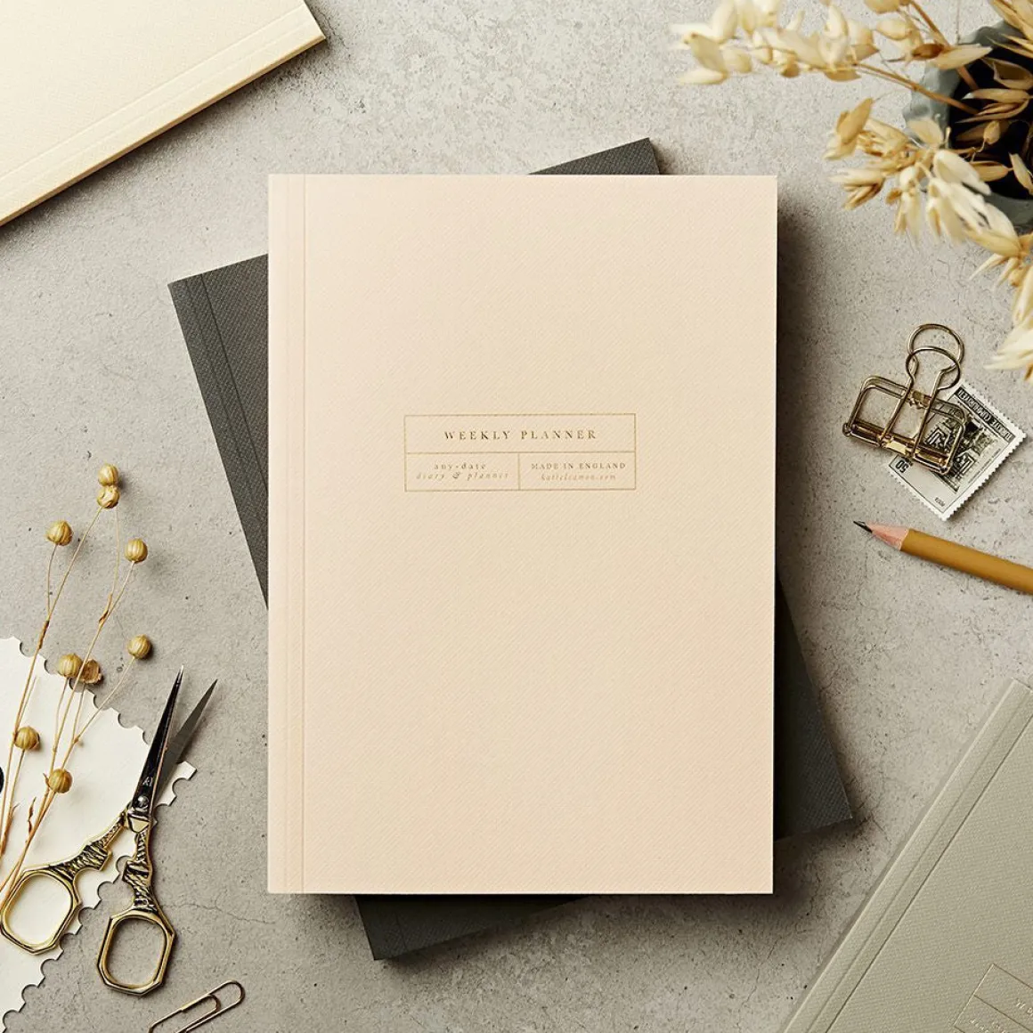 KL Weekly Planner in Shell