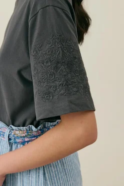 LM Lauriane Tee in Charcoal