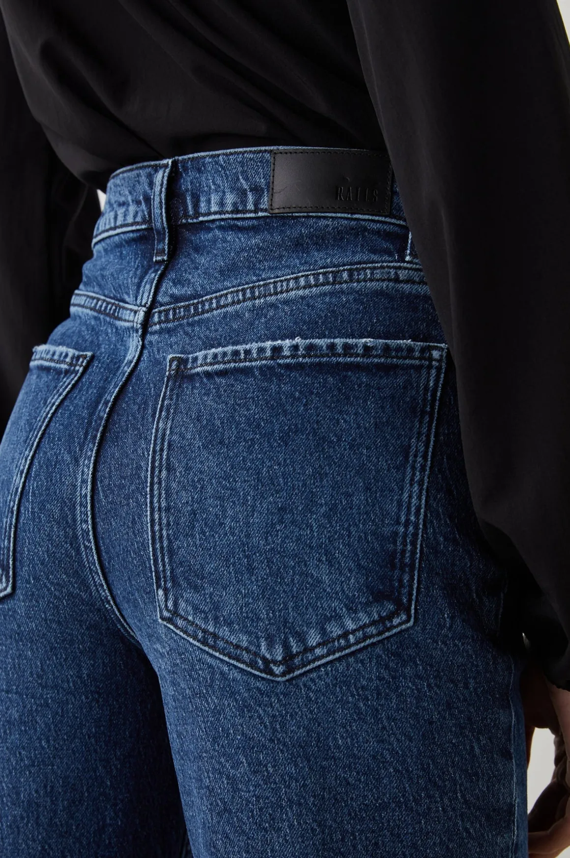 RAILS Getty in Moonlit Ocean