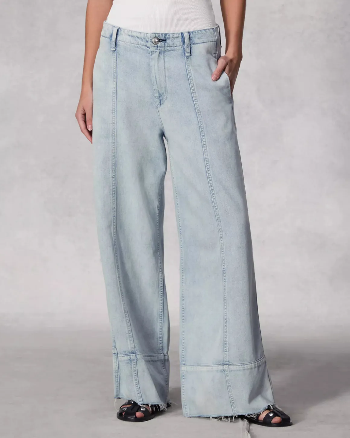 Ru0026B Featherweight Arianna Cropped Palazzo in Aliah