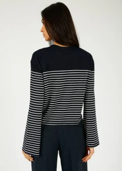 Ru0026B The Knit Boxy Stripe in Navy, Ivory